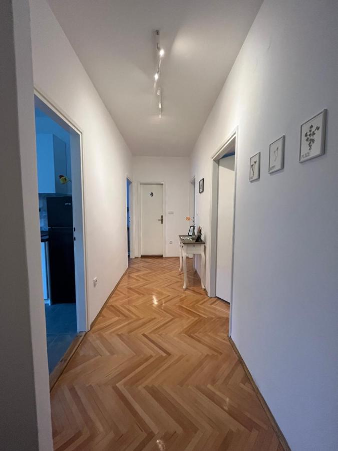 Apartment Lala Sombor Buitenkant foto